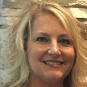 Meet your Posher, Stacy